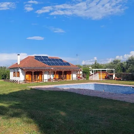 Johnny Jo Βίλα *