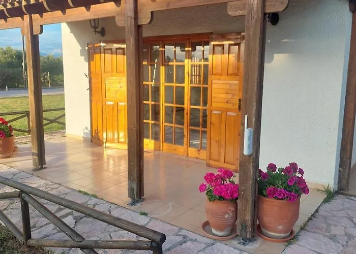 Villa Johnny Jo Egio